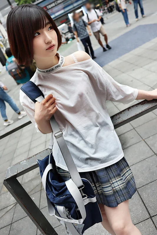 <a href="https://al.fanza.co.jp/?lurl=https%3A%2F%2Fvideo.dmm.co.jp%2Fav%2Fcontent%2F%3Fid%3Dh_491knsm00007&af_id=zoimmewolf-001&ch=toolbar&ch_id=text" rel="sponsored">J系シンママ候補生07 ミニマム系の美少女で剛毛な暇つぶし中の3年生にナマ中出し！らん 姫野らん</a><br>【AVシーン】ハミ毛！パンツや水着からマン毛がポロリしてるシーンがあるAVのハミ毛シーンをまとめてみた！[AVシーンまとめエロ画像]