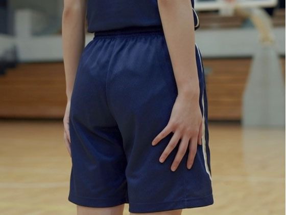 【AI動画】純真清楚なバスケ部JK美少女が屹立ペニスに尽くして本能セックス&ぶっかけプレイに没頭するリアルAIエロ動画